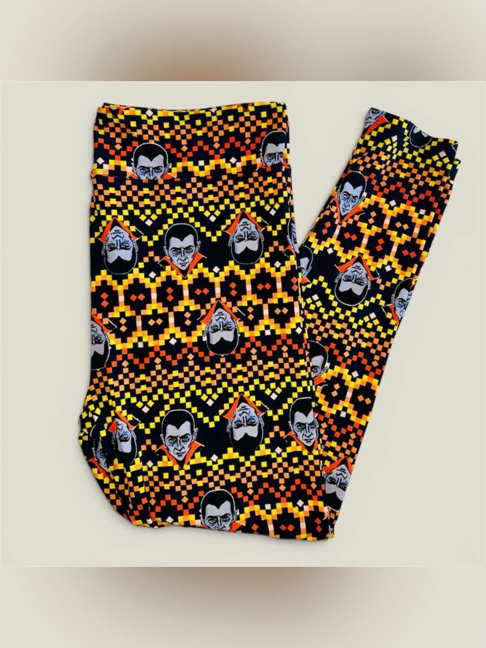 LuLaRoe Woman’s Leggings